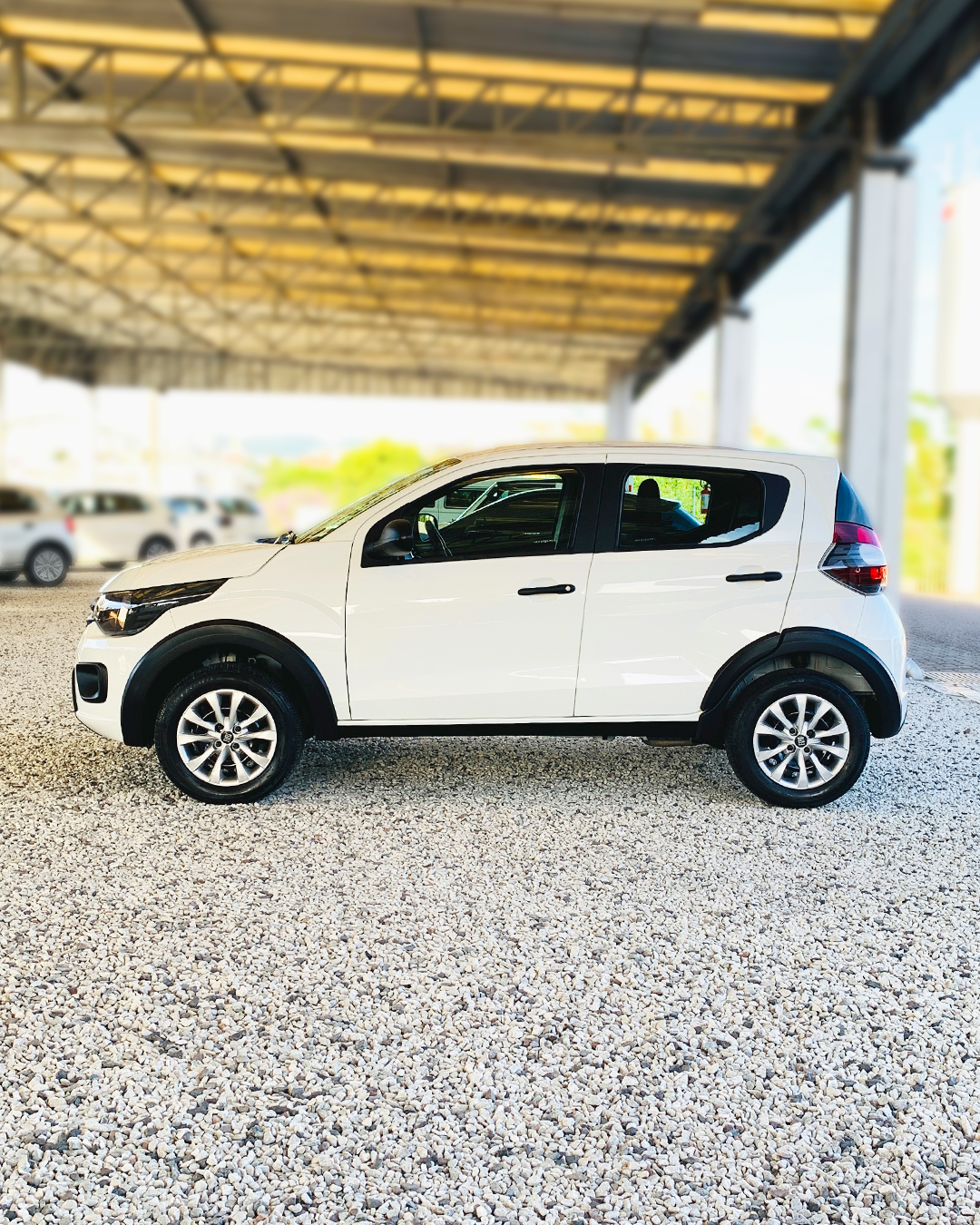 
Fiat Mobi 2023/2024 completo									