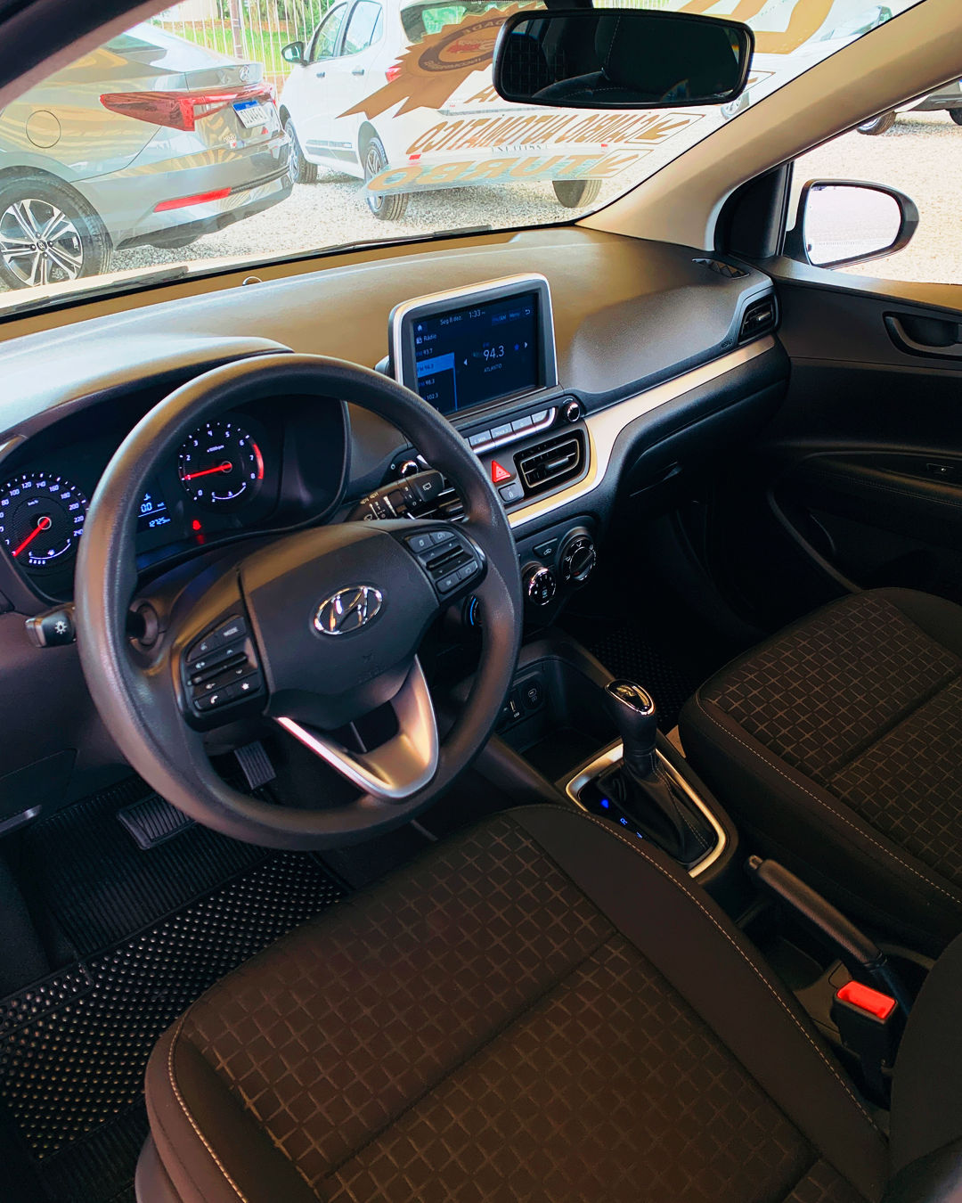 
Hyundai HB20 2023/2024 completo									