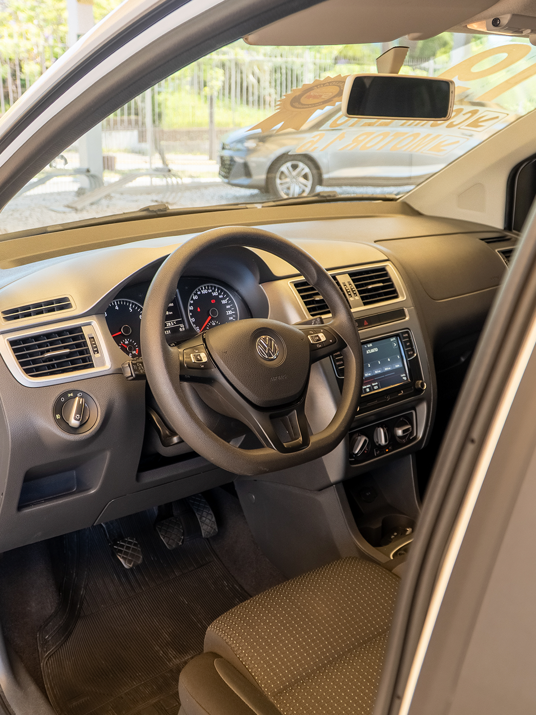 
Volkswagen FOX 2018/2019 completo									
