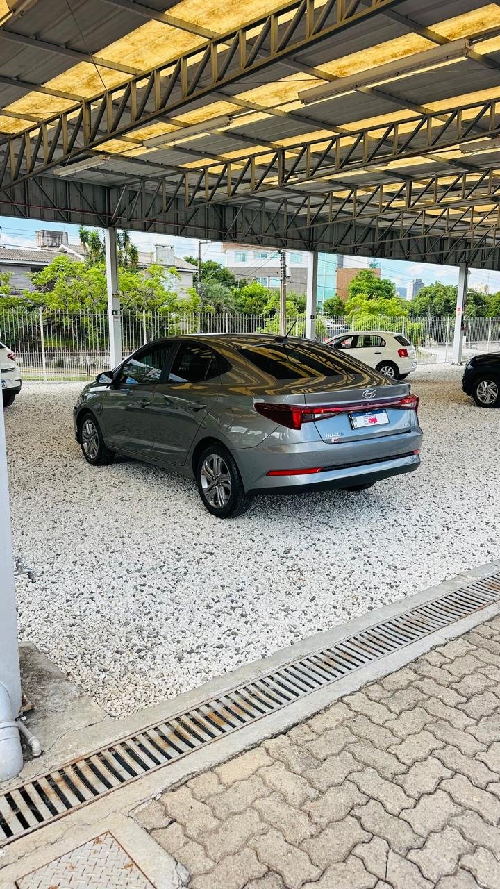 
Hyundai HB20S 2024/2025 completo									