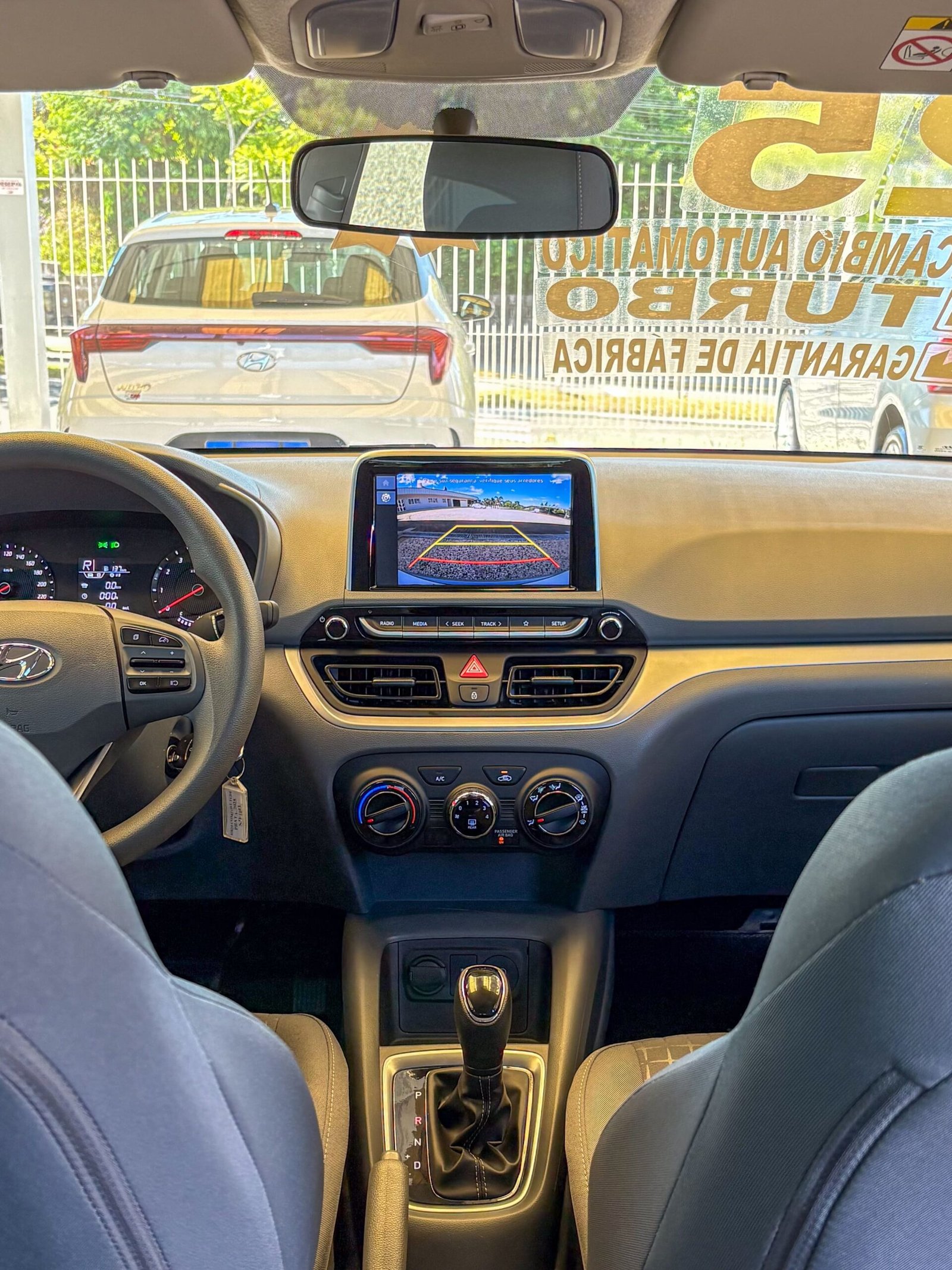 
Hyundai HB20S 2024/2025 completo									