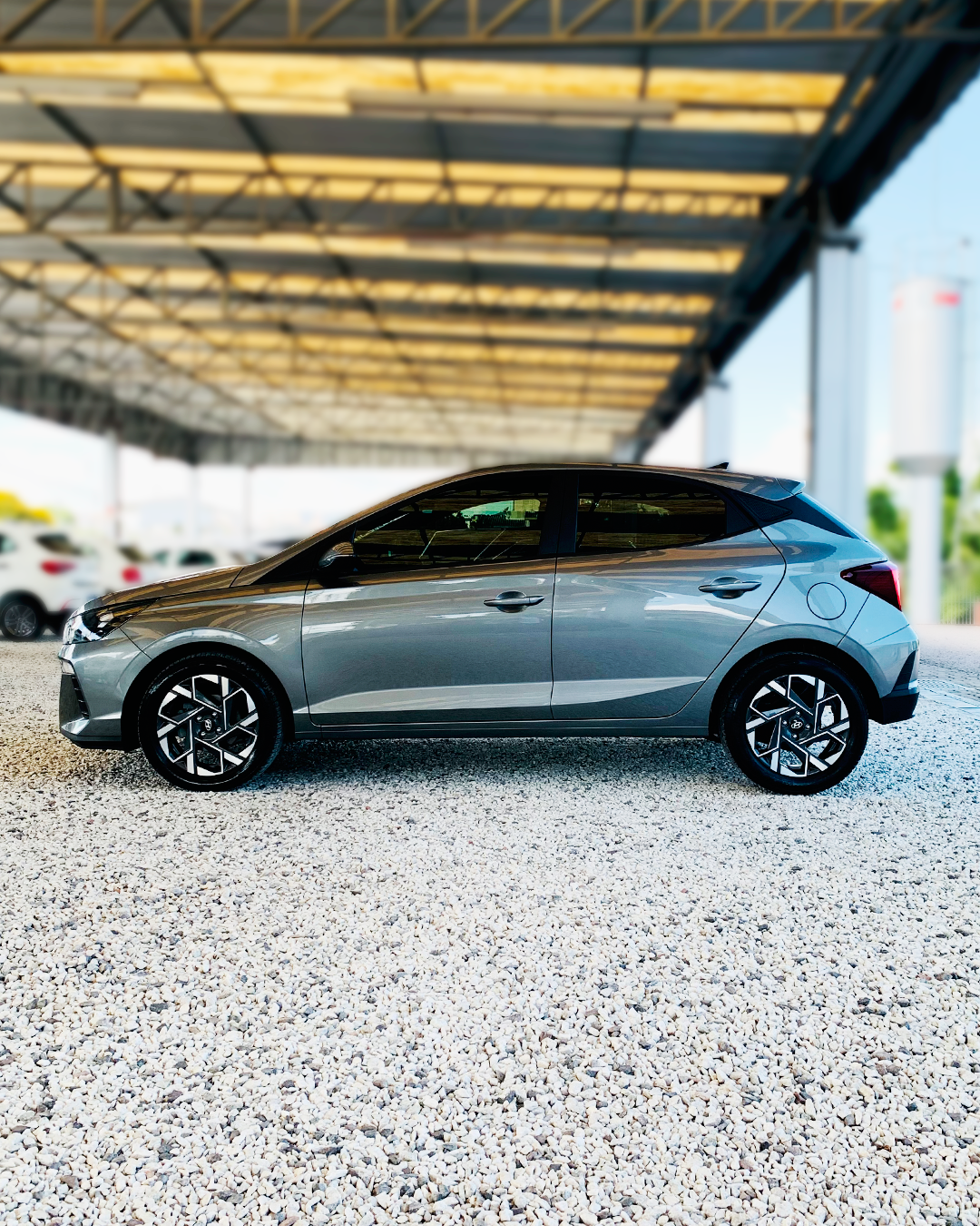 
Hyundai HB20 2023/2024 completo									