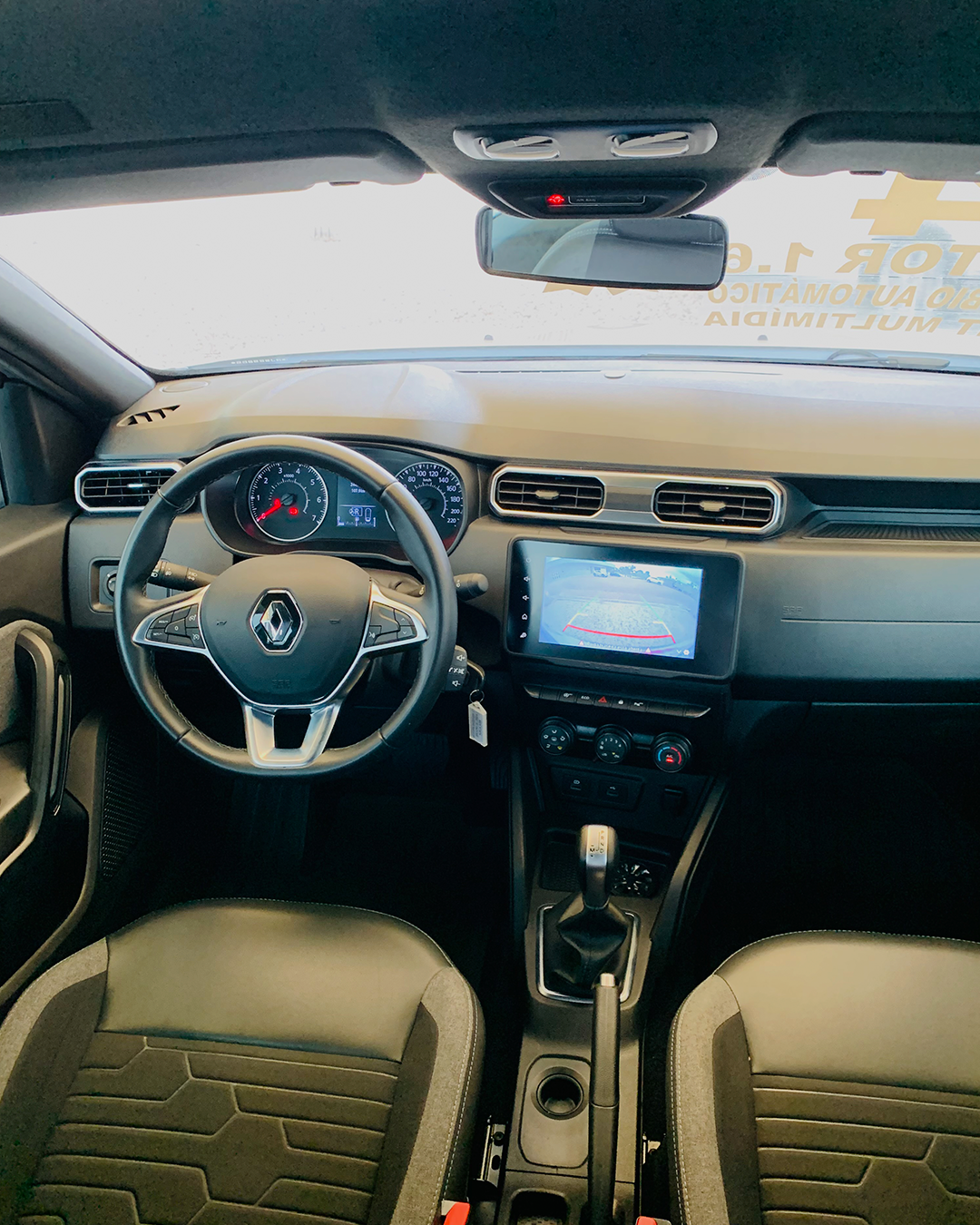 
Renault DUSTER 2024/2024 completo									