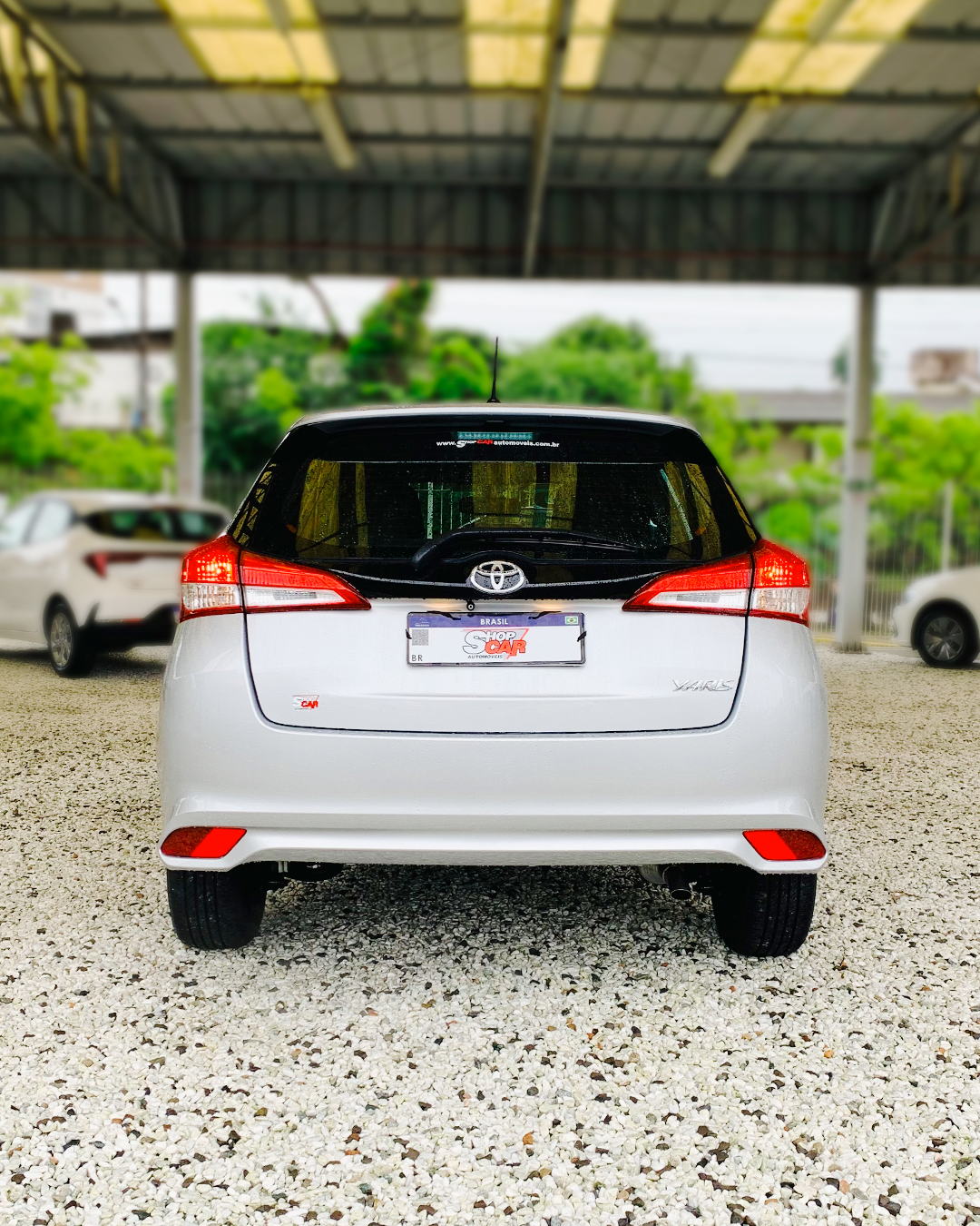 
Toyota Yaris 2024/2025 completo									