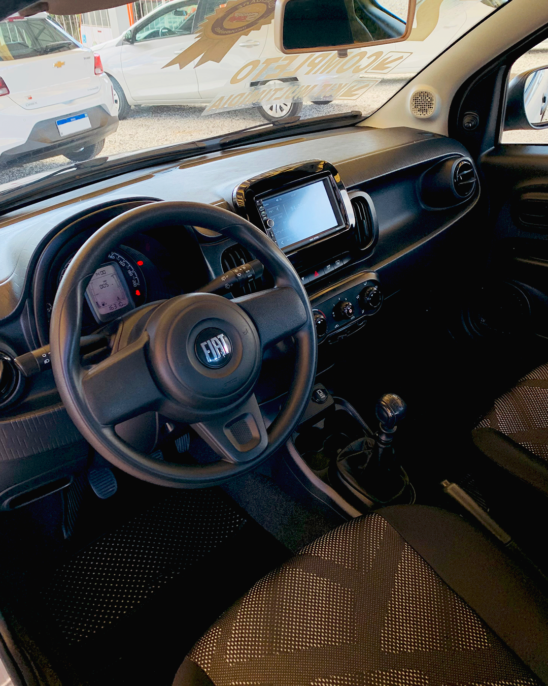 
Fiat Mobi 2024/2025 completo									
