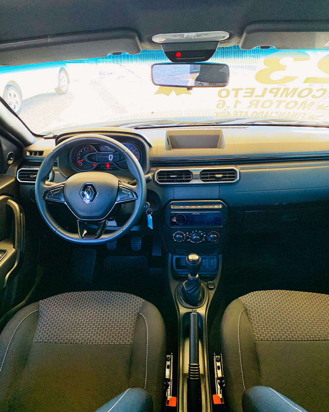 
Renault Oroch 2022/2023 completo									