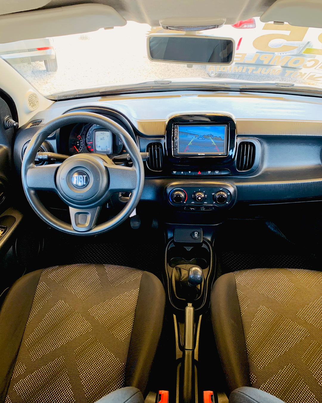 
Fiat Mobi 2024/2025 completo									