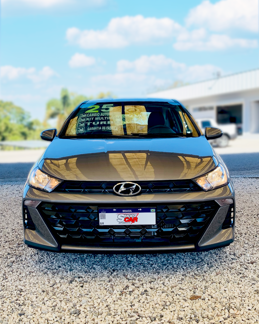 
Hyundai HB20S 2024/2025 completo									