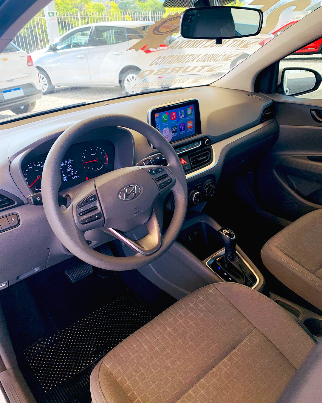 
Hyundai HB20S 2024/2025 completo									