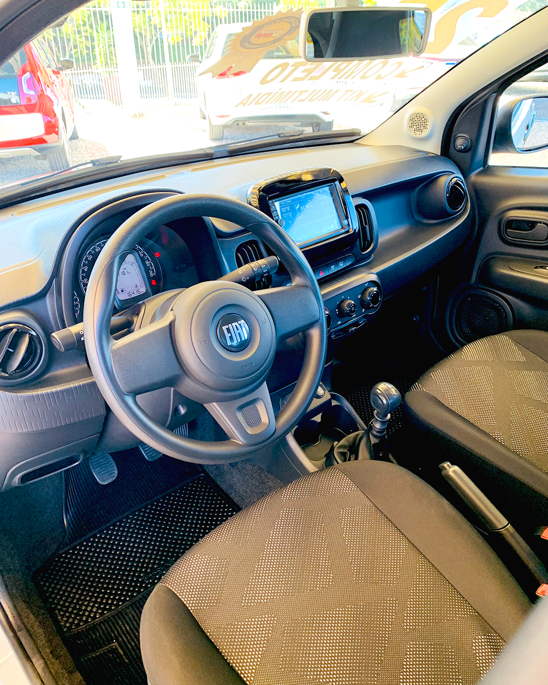 
Fiat Mobi 2024/2025 completo									