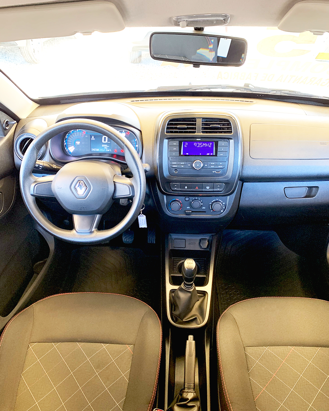 
Renault Kwid 2024/2025 completo									