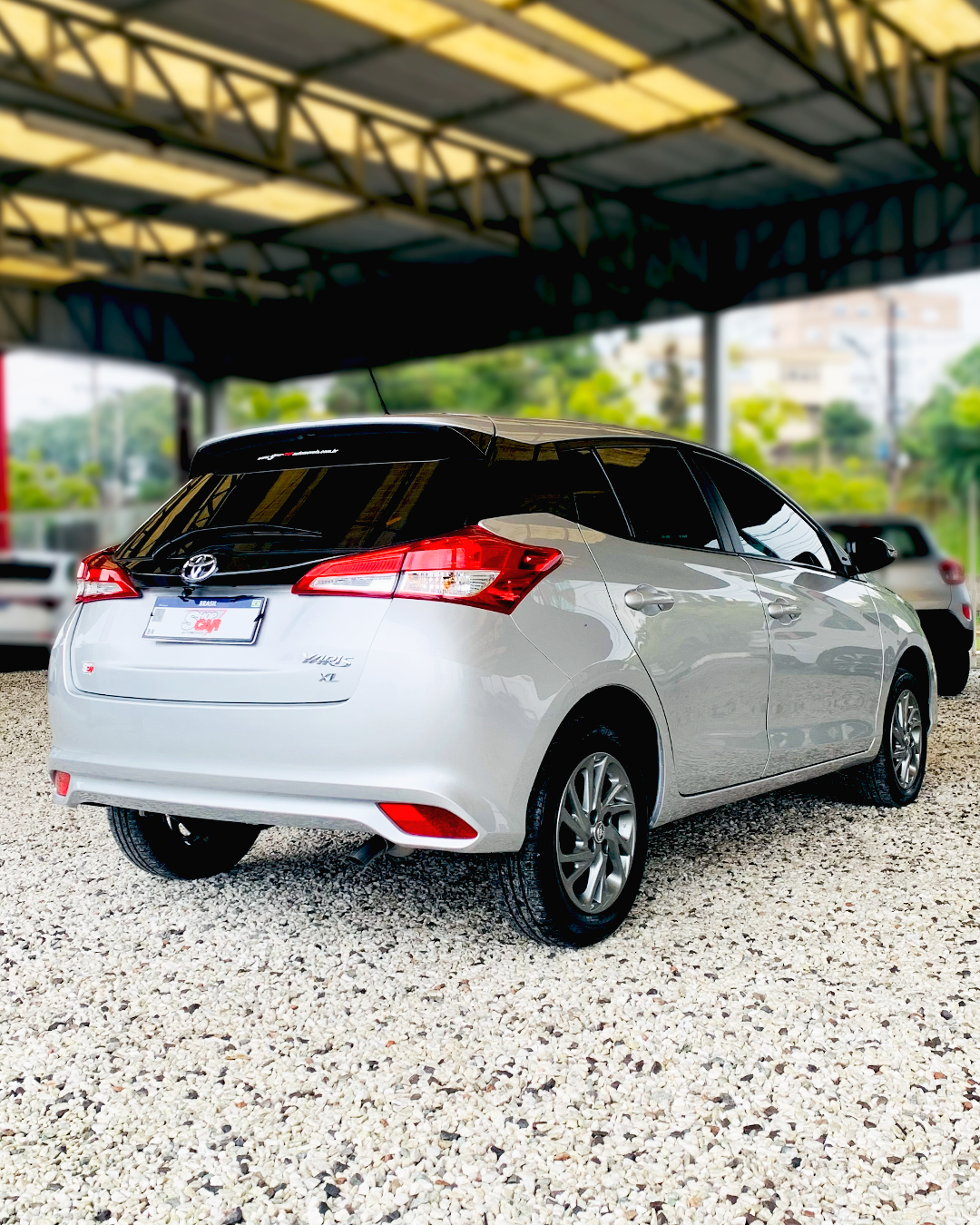 
Toyota Yaris 2024/2025 completo									