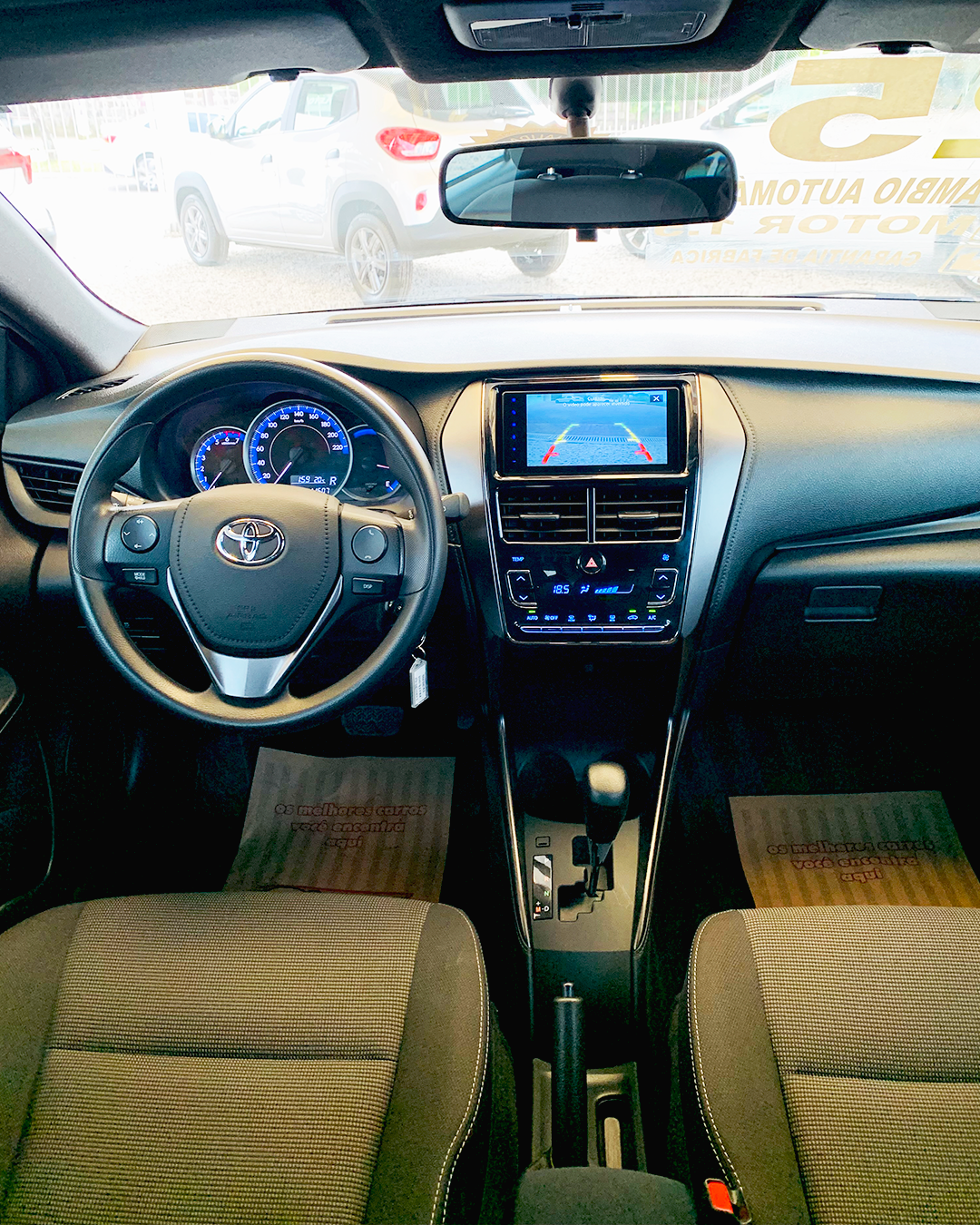 
Toyota Yaris 2024/2025 completo									