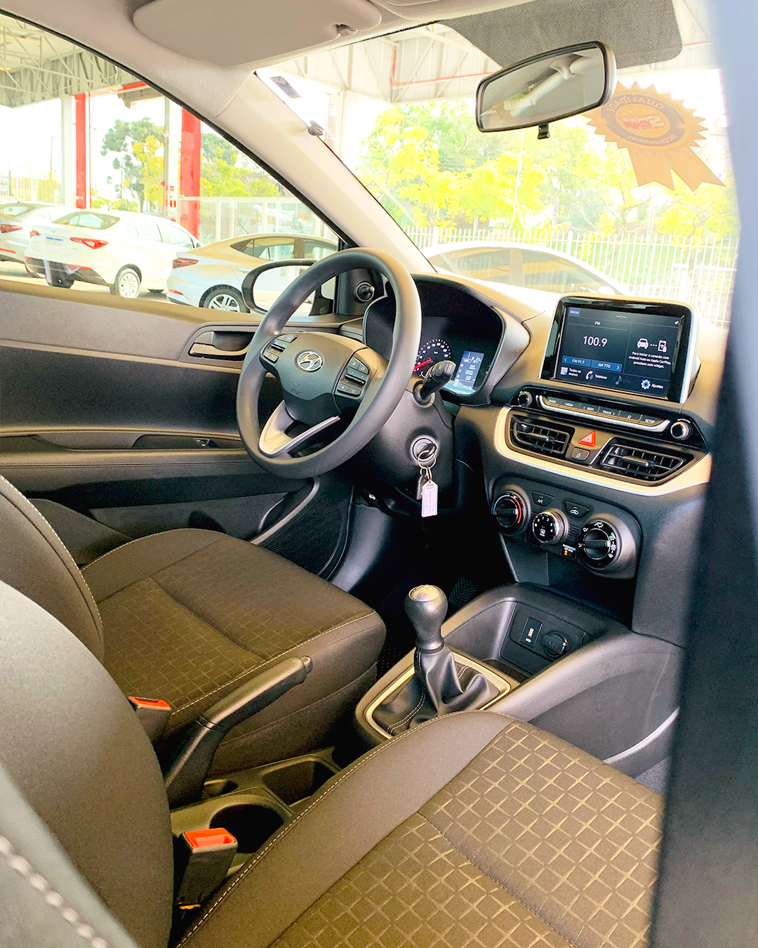 
Hyundai HB20 2023/2024 completo									