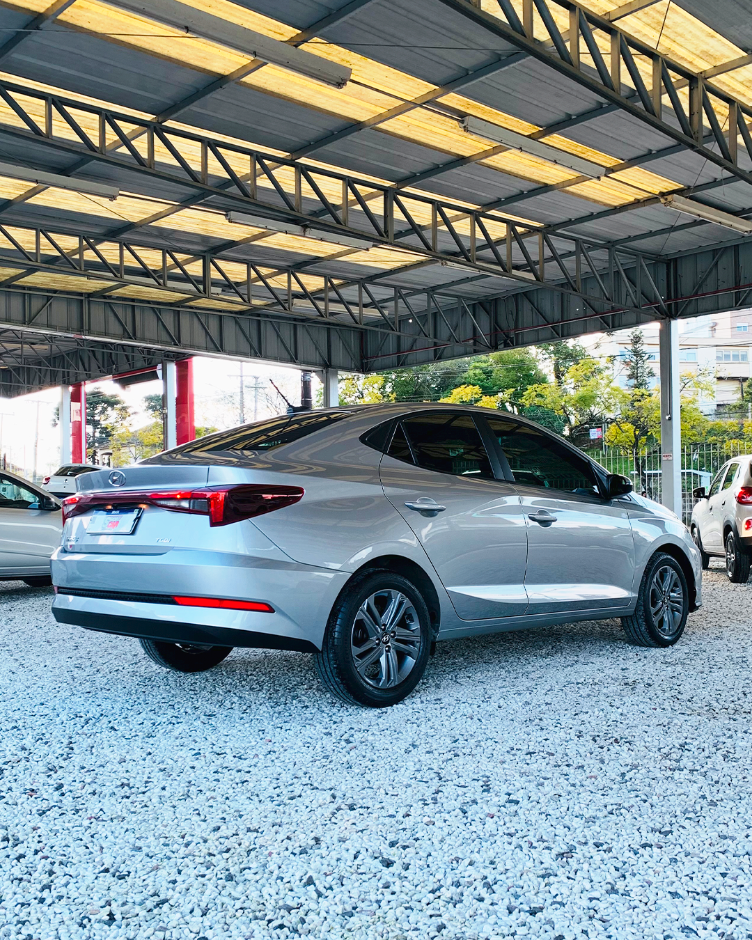 
Hyundai HB20S 2024/2025 completo									