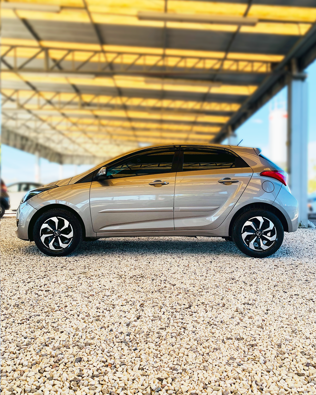 
Hyundai HB20 2016/2016 completo									