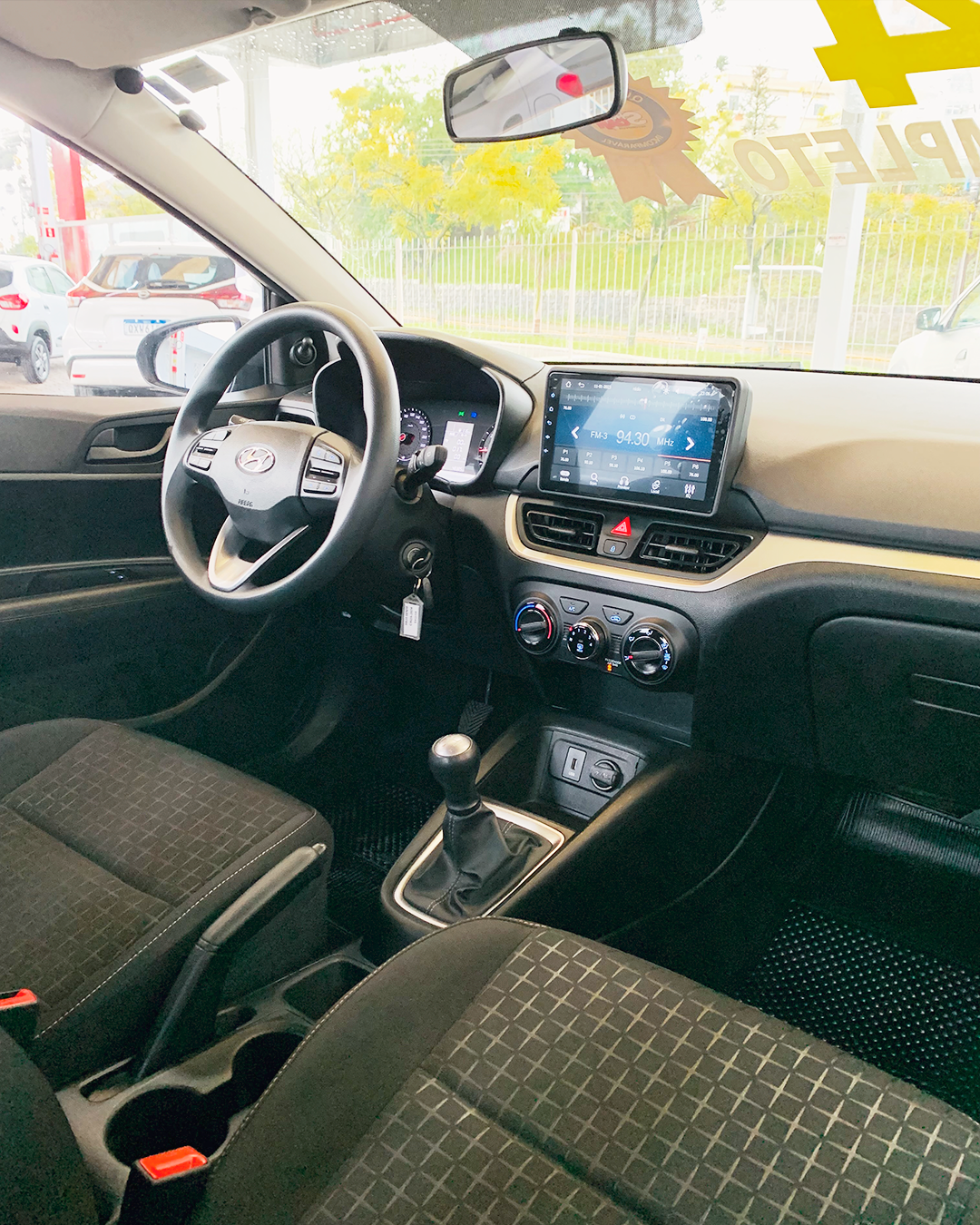 
Hyundai HB20 2023/2024 completo									