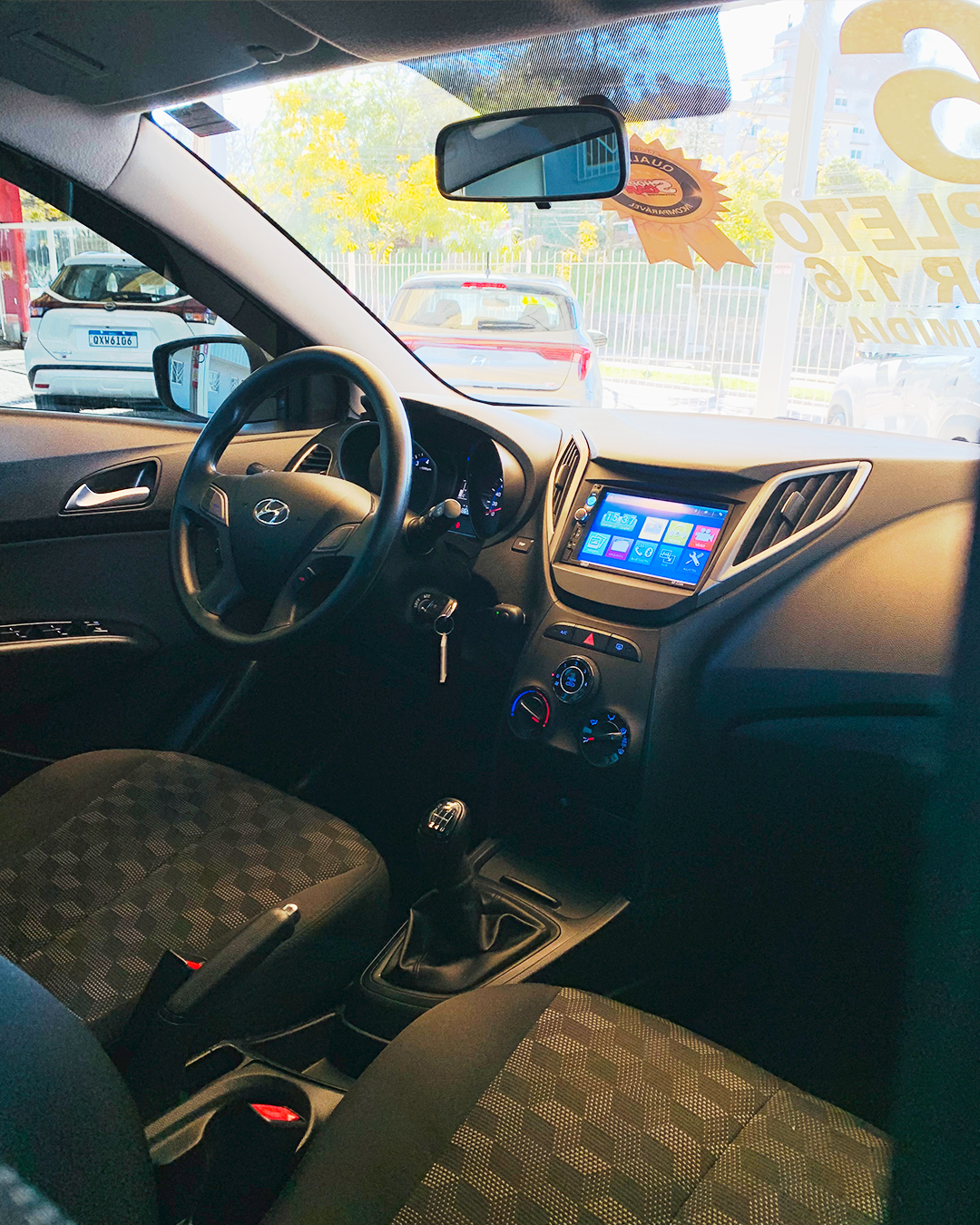 
Hyundai HB20 2016/2016 completo									