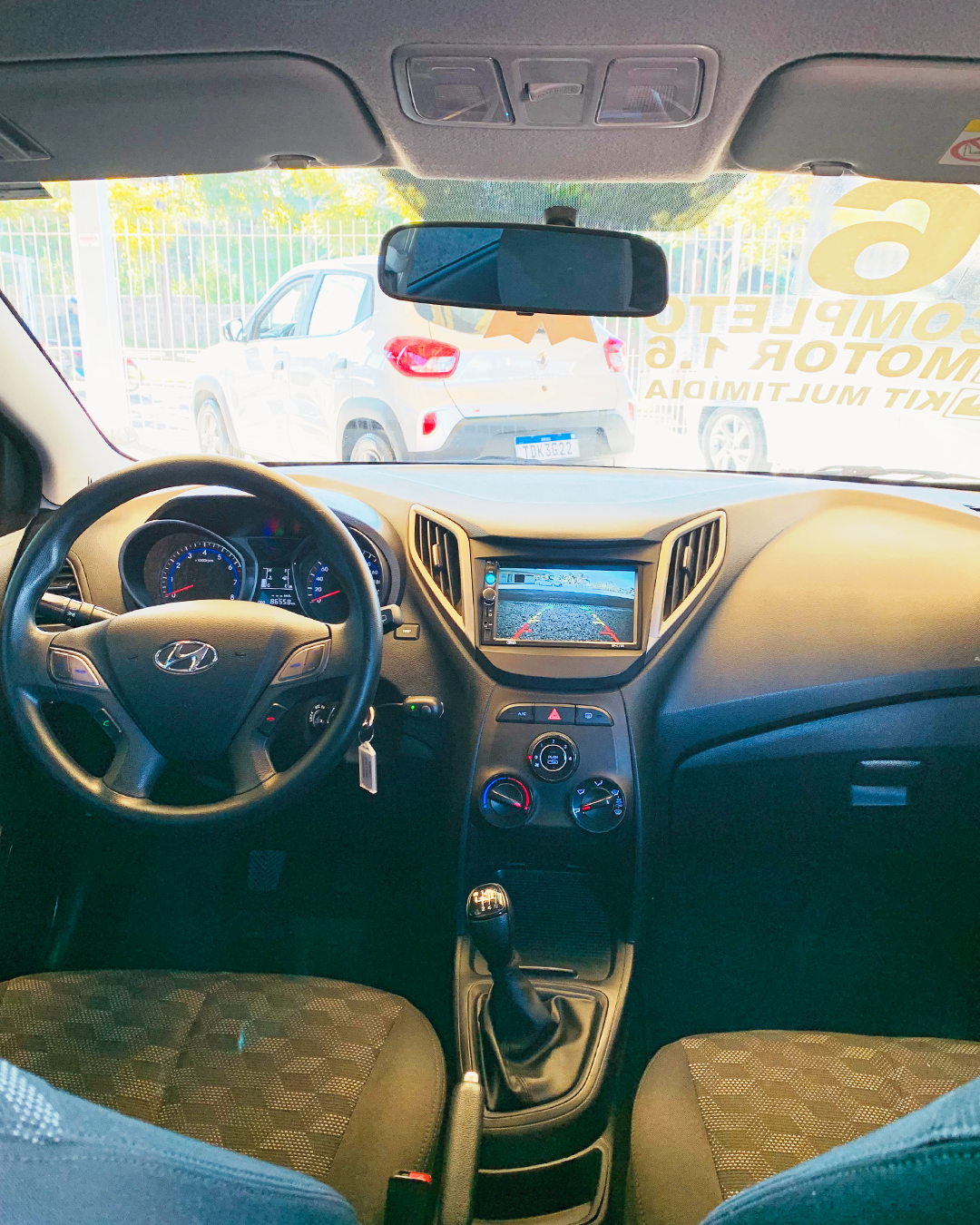 
Hyundai HB20 2016/2016 completo									