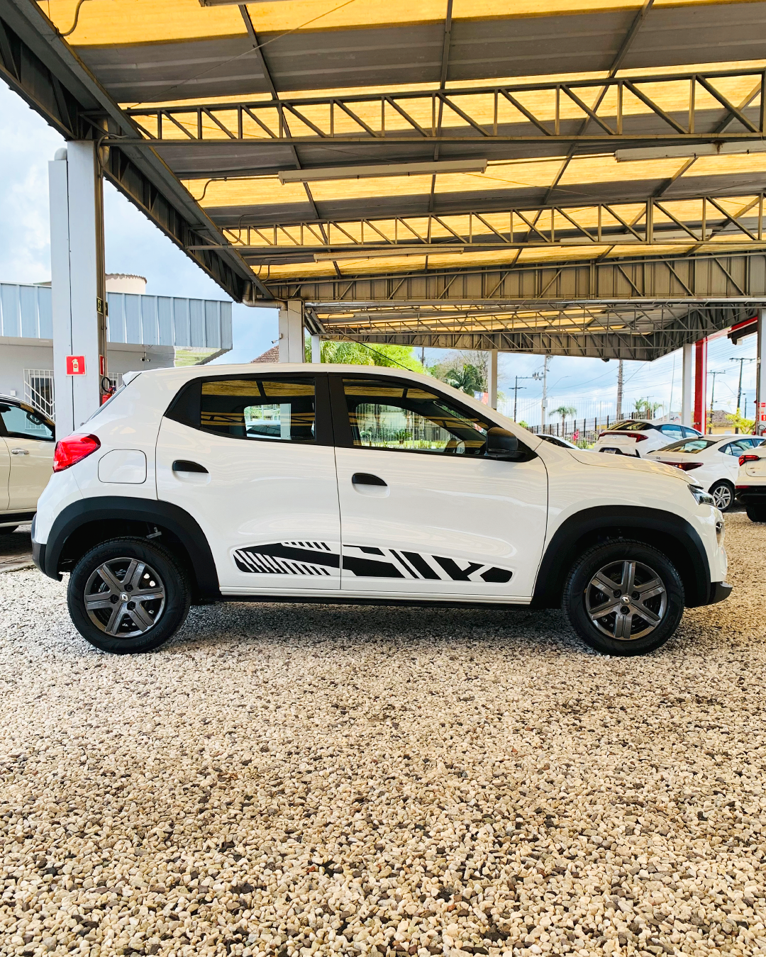 
Renault Kwid 2025/2026 completo									