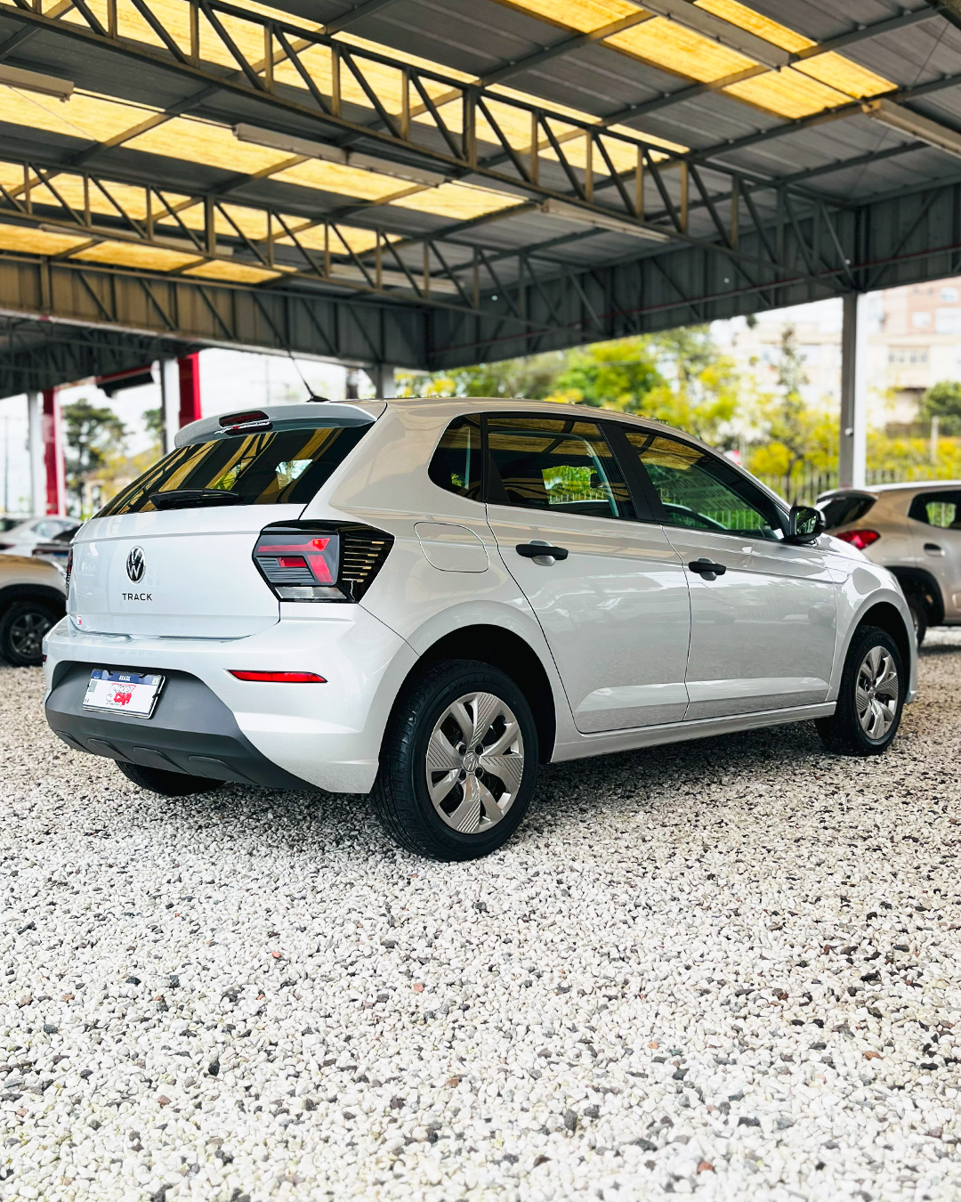 
Volkswagen Polo 2025/2026 completo									