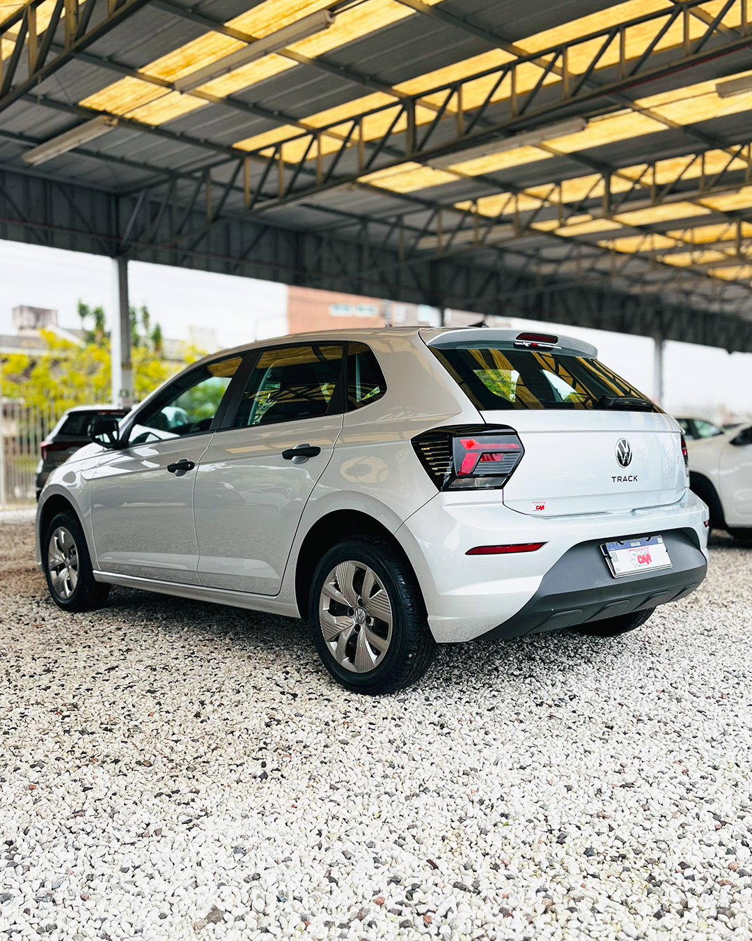 
Volkswagen Polo 2025/2026 completo									