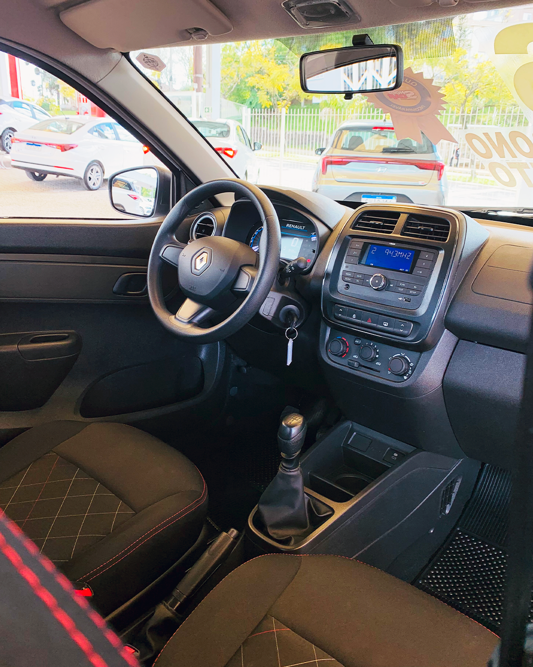 
Renault Kwid 2025/2026 completo									